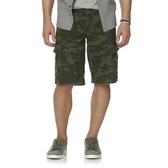 Roebuck & Co Other - NWT Roebuck & Co. Men's Size 30 Cargo Shorts Camo